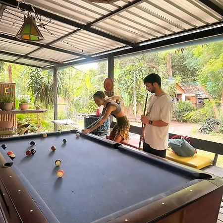 Moov Inn Garden Hostel