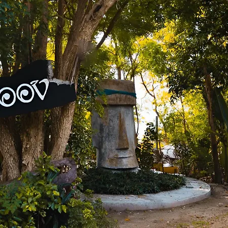 Moov Inn Garden Hostel
